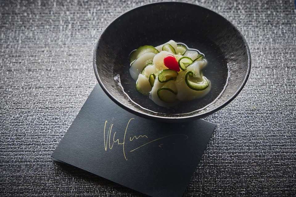 Scallop carpaccio